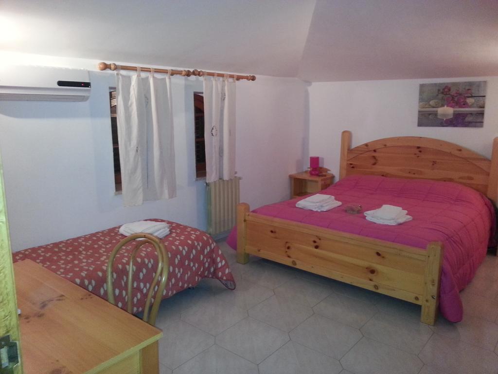 Willa Agriturismo La Sorgente Delle Madonie Polizzi Generosa Pokój zdjęcie